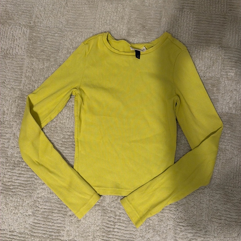 UNIVERSAL THREAD CHARTREUSE RIBBED COTTON LONG SLEEVE